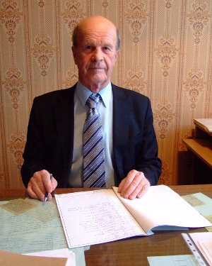 Овчаренко Валентин Васильович Овчаренко Валентин Васильович